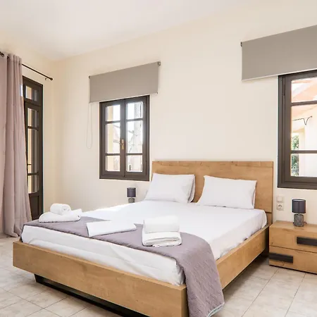 Be Crete - Solis Maisonette * Hriszí Aktí Haniá